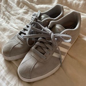Adias Sneakers Grey